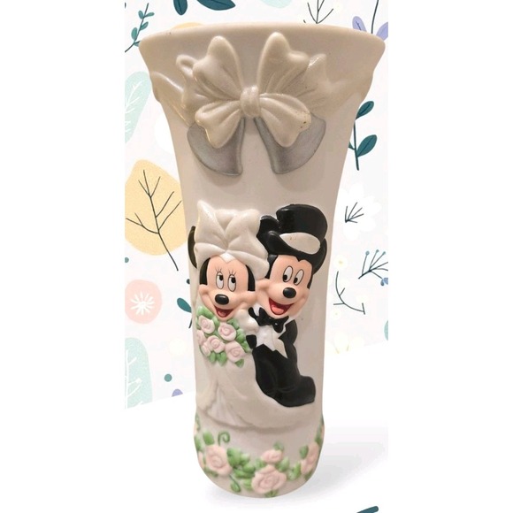 Vtg Disney Mickey & Minnie Mouse Porcelain Wedding Vase  Bridal Disneyana Bows - Picture 1 of 11